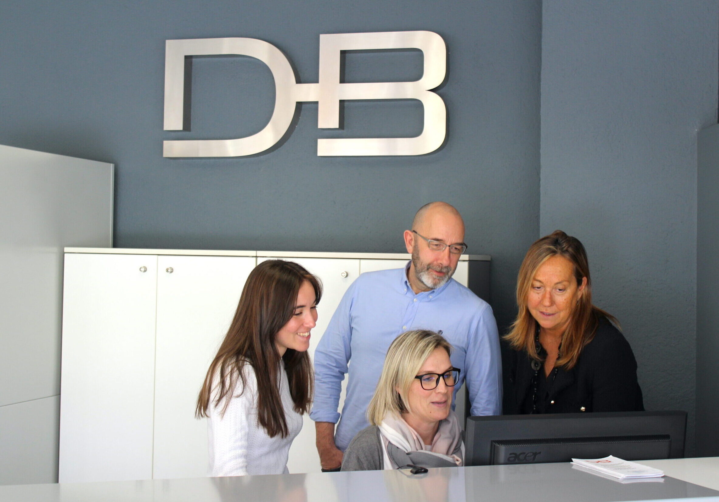 Equipo DESLI-BLOC,S.L.